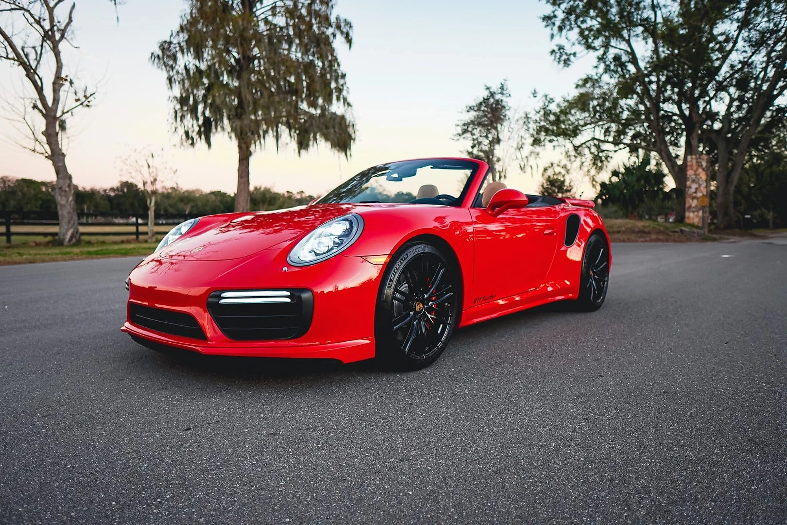 Porsche 911 Turbo Cabriolet exterior